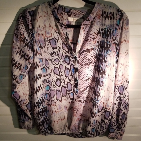 Ellen Tracy Tops - Ellen Tracy long sleeve vintage silky blouse